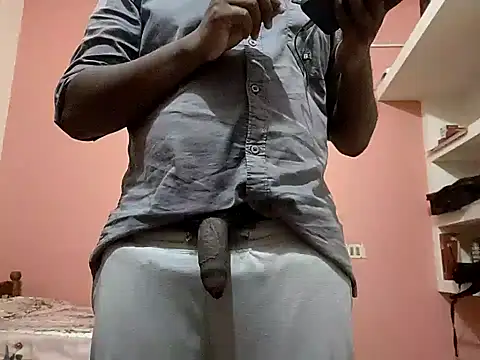 Aneesh007m online show from November 16, 2025, 5:17 pm