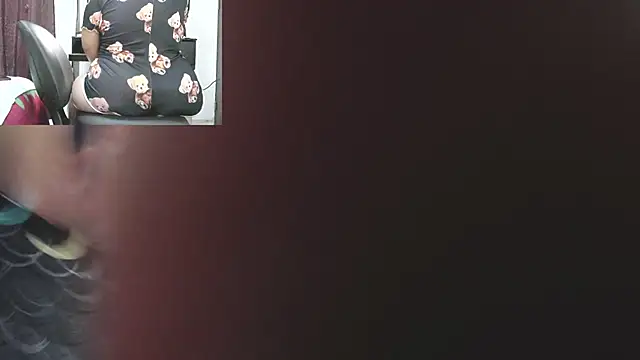 Snapshot of zoe_hotxxx chatting on October 31, 2025, 2:35 pm zoe hotxxx online show from October 31, 2025, 2:35 pm