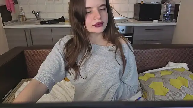 Snapshot of Naughty_Alice chatting on November 11, 2025, 2:34 pm Naughty Alice online show from November 11, 2025, 2:34 pm