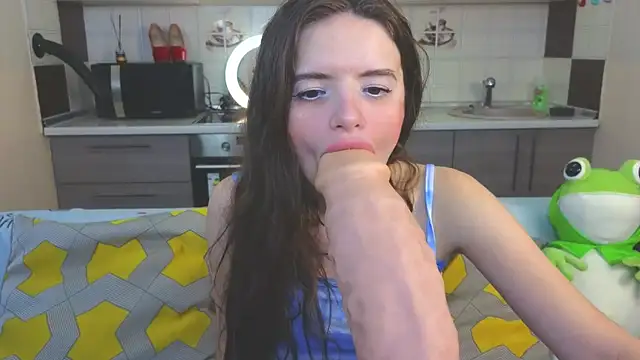 Snapshot of Naughty_Alice chatting on March 10, 2025, 12:17 pm Naughty Alice online show from March 10, 2025, 12:17 pm