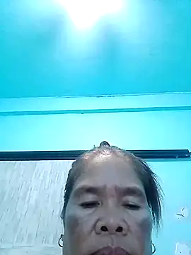 Snapshot of sexylizzy4u chatting on September 30, 2025, 3:01 am sexylizzy4u online show from September 30, 2025, 3:01 am