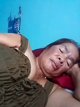 Snapshot of sexylizzy4u chatting on October 1, 2025, 6:51 am sexylizzy4u online show from October 1, 2025, 6:51 am