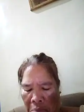 Snapshot of sexylizzy4u chatting on March 17, 2025, 10:49 am sexylizzy4u online show from March 17, 2025, 10:49 am