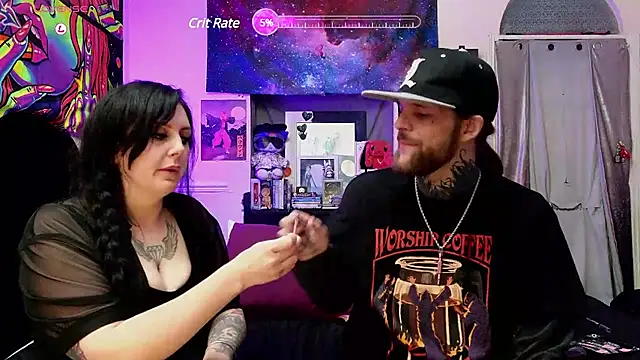 Snapshot of AltustThomas chatting on January 22, 2025, 11:53 pm AltustThomas online show from January 22, 2025, 11:53 pm