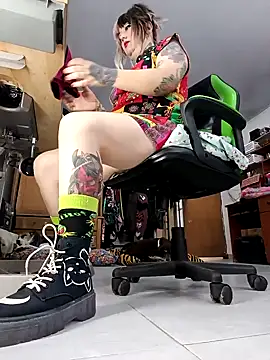 Snapshot of cindy_ink chatting on September 24, 2025, 4:46 pm cindy ink online show from September 24, 2025, 4:46 pm