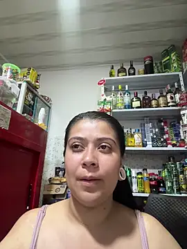 emilyjohanson online show from February 5, 2026, 11:33 pm