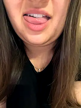 Snapshot of Jane_BBW chatting on October 29, 2025, 12:42 am Jane BBW online show from October 29, 2025, 12:42 am