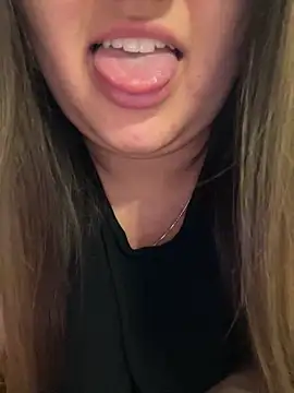 Snapshot of Jane_BBW chatting on November 23, 2025, 9:14 pm Jane BBW online show from November 23, 2025, 9:14 pm