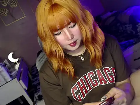 Snapshot of HOTnWILDalice chatting on November 28, 2025, 4:12 am HOTnWILDalice online show from November 28, 2025, 4:12 am