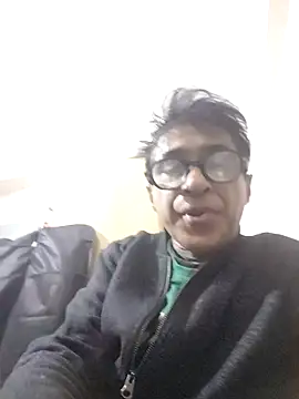 Snapshot of iamkahn_44 chatting on January 7, 2026, 6:35 pm iamkahn 44 online show from January 7, 2026, 6:35 pm