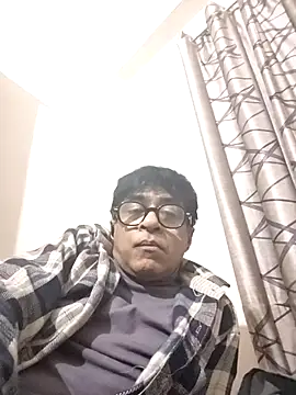 Snapshot of iamkahn_44 chatting on January 10, 2026, 8:37 pm iamkahn 44 online show from January 10, 2026, 8:37 pm