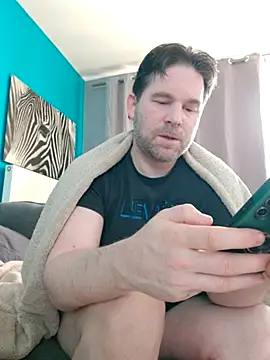 Snapshot of tom_sauwer chatting on May 6, 2026, 11:25 am tom sauwer online show from May 6, 2026, 11:25 am