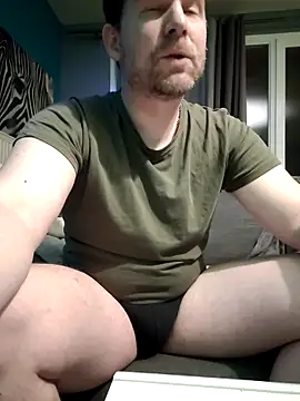 Snapshot of tom_sauwer chatting on March 2, 2026, 2:56 am tom sauwer online show from March 2, 2026, 2:56 am