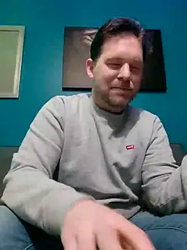 Snapshot of tom_sauwer chatting on February 12, 2026, 1:05 am tom sauwer online show from February 12, 2026, 1:05 am