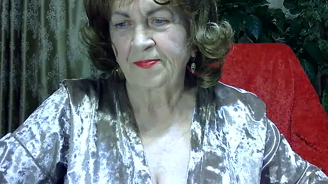 Emma52610 online show from April 2, 2026, 4:24 pm