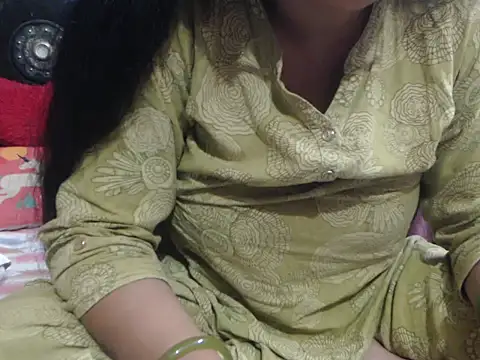 Snapshot of prettyindiandoll chatting on April 8, 2026, 6:37 am prettyindiandoll online show from April 8, 2026, 6:37 am