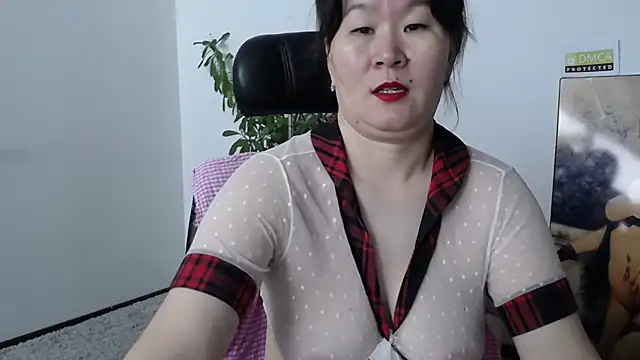 Snapshot of Akira_xx chatting on October 22, 2025, 3:28 am Akira xx online show from October 22, 2025, 3:28 am