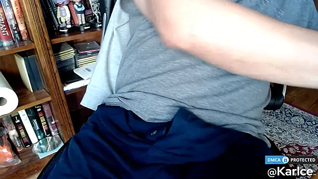 Snapshot of karlce chatting on November 26, 2025, 6:30 pm karlce online show from November 26, 2025, 6:30 pm