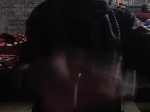 Snapshot of ThethunderPo chatting on December 14, 2025, 3:39 pm ThethunderPo online show from December 14, 2025, 3:39 pm