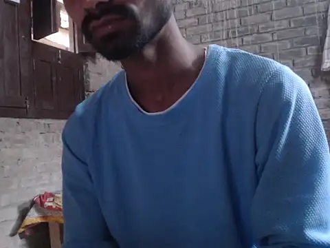 Snapshot of ThethunderPo chatting on October 23, 2025, 1:37 am ThethunderPo online show from October 23, 2025, 1:37 am