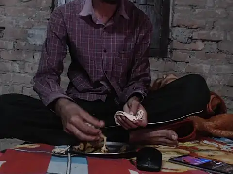 Snapshot of ThethunderPo chatting on November 26, 2025, 2:50 pm ThethunderPo online show from November 26, 2025, 2:50 pm