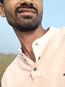 Snapshot of ThethunderPo chatting on November 11, 2025, 2:17 am ThethunderPo online show from November 11, 2025, 2:17 am