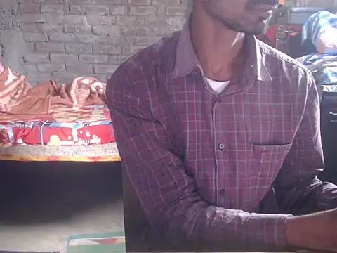 Snapshot of ThethunderPo chatting on December 15, 2025, 8:42 am ThethunderPo online show from December 15, 2025, 8:42 am