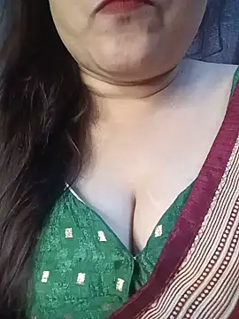 naughtymadam online show from May 22, 2026, 6:00 am