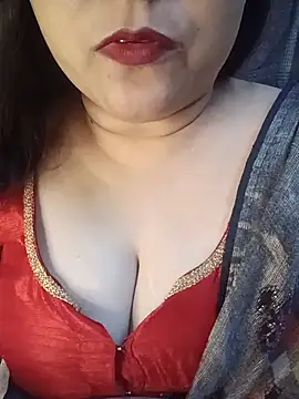 naughtymadam online show from May 20, 2026, 6:32 am