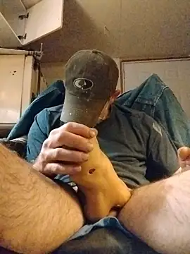 Snapshot of ROBERT0516 chatting on November 22, 2025, 5:39 am ROBERT0516 online show from November 22, 2025, 5:39 am