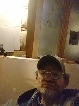 Snapshot of ROBERT0516 chatting on February 7, 2026, 10:51 pm ROBERT0516 online show from February 7, 2026, 10:51 pm