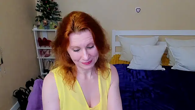 Snapshot of FoxySophia chatting on December 20, 2025, 7:06 pm FoxySophia online show from December 20, 2025, 7:06 pm