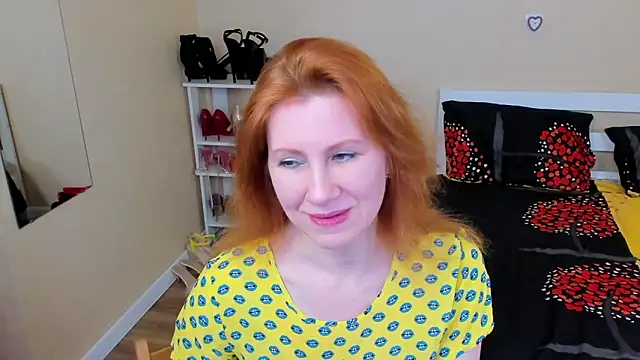 Snapshot of FoxySophia chatting on January 18, 2026, 6:55 pm FoxySophia online show from January 18, 2026, 6:55 pm