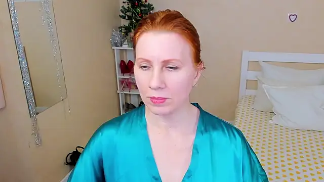 Snapshot of FoxySophia chatting on January 7, 2026, 10:20 am FoxySophia online show from January 7, 2026, 10:20 am