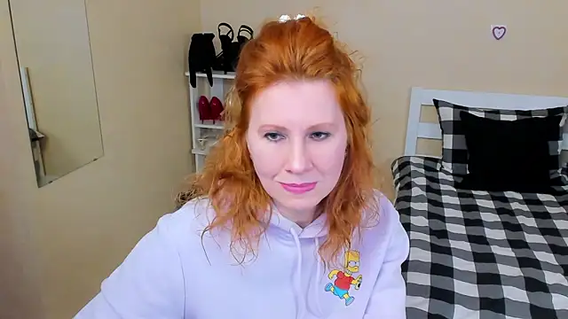 Snapshot of FoxySophia chatting on February 1, 2026, 12:03 pm FoxySophia online show from February 1, 2026, 12:03 pm