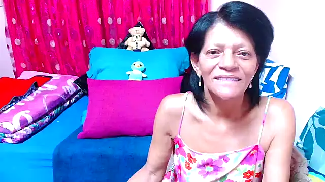 SLUTTYROXY online show from October 25, 2025, 5:46 pm