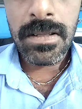 Snapshot of honeyboy4aunty chatting on March 9, 2025, 7:01 am honeyboy4aunty online show from March 9, 2025, 7:01 am