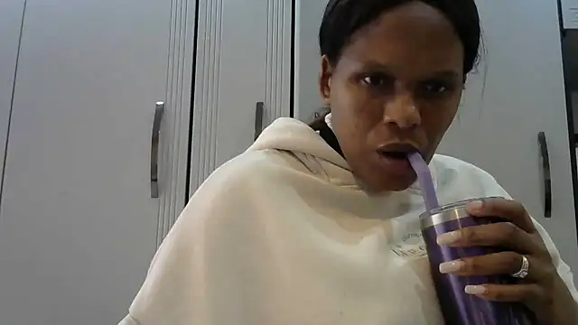 Snapshot of blackslut4u chatting on May 13, 2026, 2:24 pm blackslut4u online show from May 13, 2026, 2:24 pm