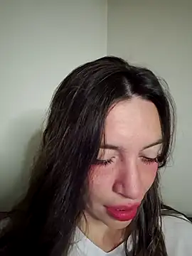 Snapshot of loveuu-bae chatting on February 18, 2026, 1:58 am loveuu-bae online show from February 18, 2026, 1:58 am