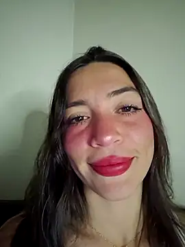 Snapshot of loveuu-bae chatting on January 14, 2026, 1:31 am loveuu-bae online show from January 14, 2026, 1:31 am