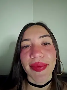 loveuu-bae online show from March 12, 2026, 11:09 pm