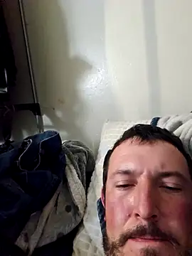 Snapshot of UncutHammer69 chatting on December 15, 2025, 4:02 pm UncutHammer69 online show from December 15, 2025, 4:02 pm