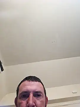 Snapshot of UncutHammer69 chatting on October 28, 2025, 7:13 pm UncutHammer69 online show from October 28, 2025, 7:13 pm