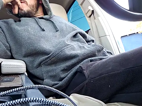 Snapshot of UncutHammer69 chatting on November 24, 2025, 12:21 am UncutHammer69 online show from November 24, 2025, 12:21 am