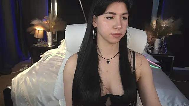 Snapshot of EmilyCandyy chatting on November 8, 2025, 7:34 am EmilyCandyy online show from November 8, 2025, 7:34 am