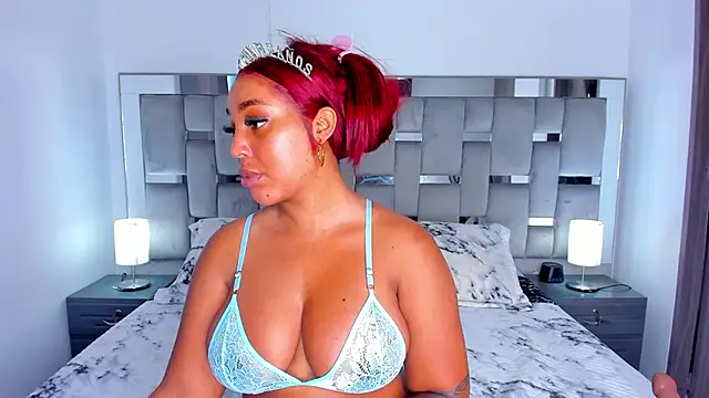 Cammiila online show from November 7, 2025, 8:46 pm