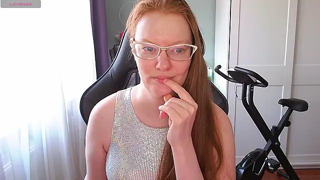 Lady Inari online show from March 14, 2026, 11:38 am