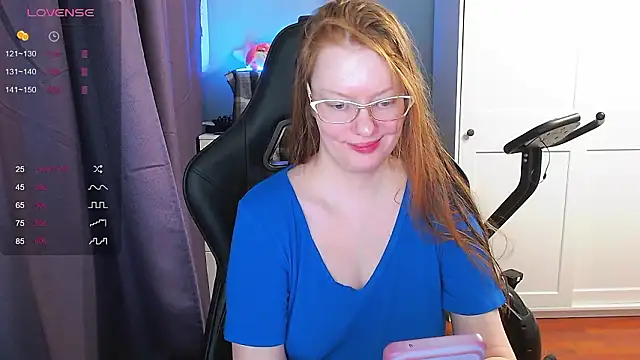 Snapshot of Lady_Inari chatting on February 10, 2026, 1:15 am Lady Inari online show from February 10, 2026, 1:15 am