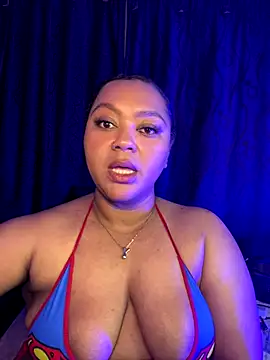 Snapshot of yanza2002 chatting on September 24, 2025, 11:32 pm yanza2002 online show from September 24, 2025, 11:32 pm