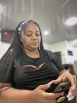 Snapshot of yanza2002 chatting on March 18, 2025, 11:20 pm yanza2002 online show from March 18, 2025, 11:20 pm